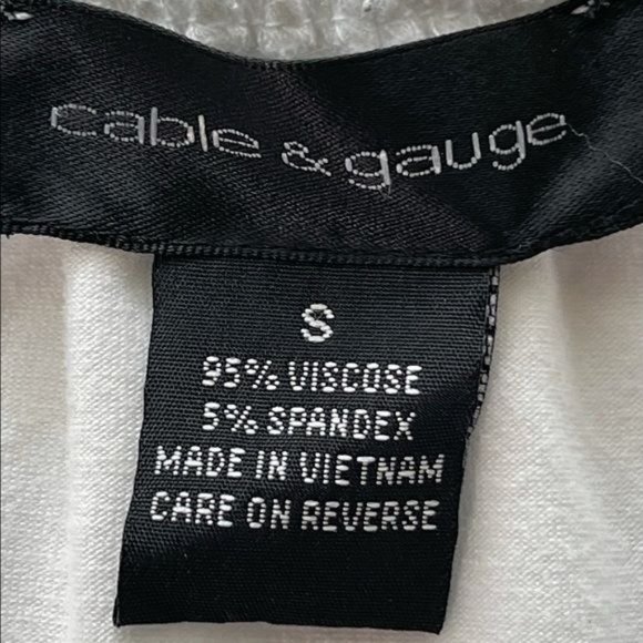 Cable & Gauge Top Peasant Style Smocking Short Sleeve White Size S - Picture 6 of 9